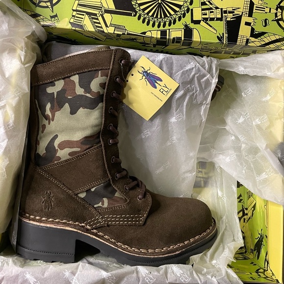 Fly London Womens Lace Up Boot Toro Nordstrom Sold Out Chunky Sole Alternative - Picture 3 of 7